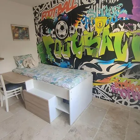 Loft Sur Avignon Avec Jacuzzi Les Angles (Gard)
